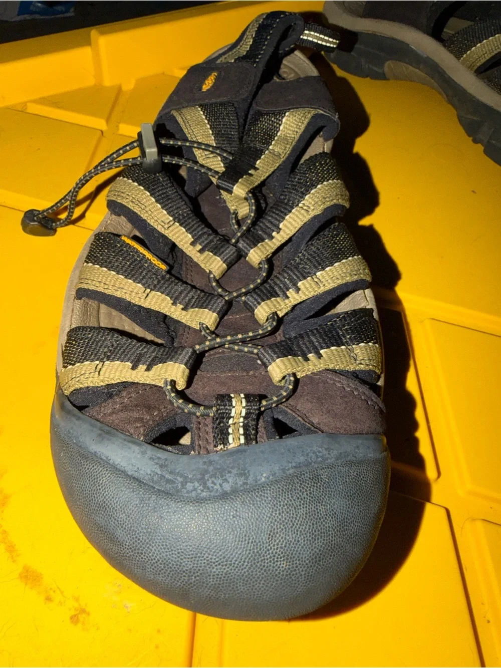 KEEN Newport H2 Men’s Size 13 Black Olive Waterproof Hiking Water Sandals